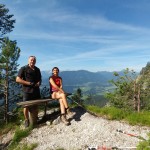 Ein Bankerl im Steilhang mit wunderschöner Aussicht