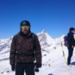 Ich steh am Kleinen Matterhorn 3883m und hab das Matterhorn im Hintergrund